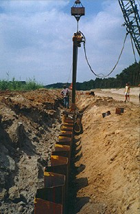 Шпунт Ларсена Омега использован для формирования стены в грунте для отсечения грунтовых вод
